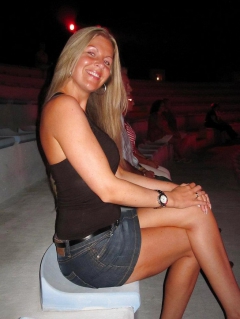 Sexy dutch mature bitch i like to fuck