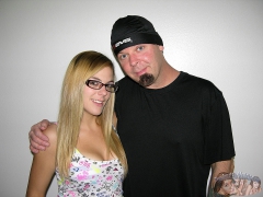 Kendra Lynn and Ray Edwards Porn Pics - Handjob Pictures