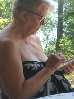 wife legs