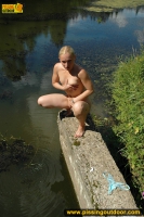 Outdoor pissing in the lake