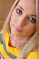 Lona