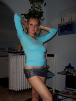 AMATEUR GIRL...HOT AND HORNY