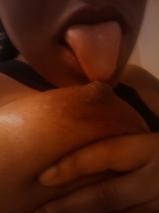 Elissia Shows You Everything