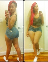 ASSES IN JEANS