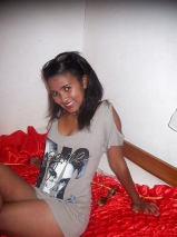 Chrystelle jolie petite pute Malgache