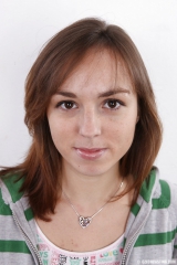 Julie tcheque elle est infirmiere