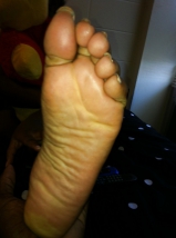 Peach Toes footjob