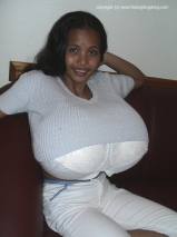 Farang Ding Dong Full Girls