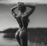 1a800-1a850 2 hughson gals