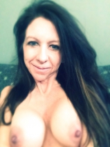 Hot brunette gran - naked selfie taking sexy gilf