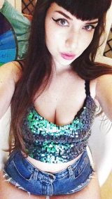 Goth teen nude selfies - alt girl with a tight body