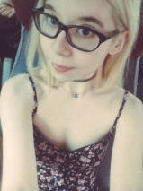 Hipster amateur blonde - kinky teen loves her selfies