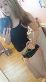 Very cute non-nude amateur british teen selfies - this lady