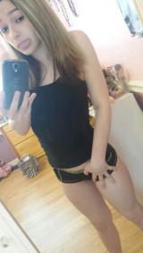 Very cute non-nude amateur british teen selfies - this lady