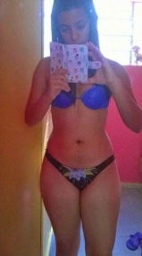 Black teen goes selfie mad - what she really does after gym