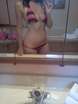 USA woman boobs pussy selfie