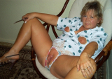 granny shows pussy