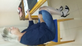 Weisse Nylons und Sandaletten