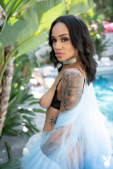 Julie Kay