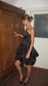 Anna just before her first sex ...