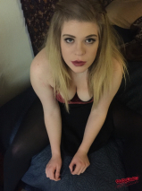 Naughty teen published her nudes and porn pics