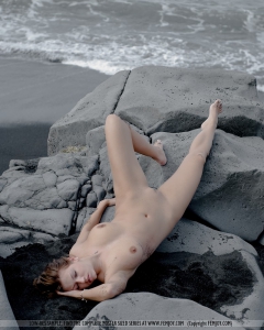 Nothing in the Rocks - N