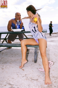 Bare Beachcomber - N