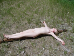 Rud's Crucify 2 - N