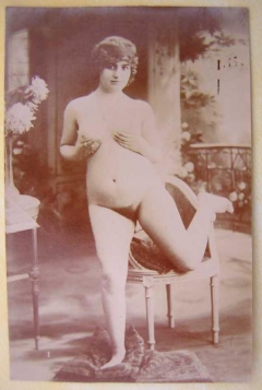 Antique pin babes 6 - N