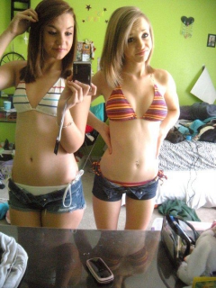 Pretty Girls - N