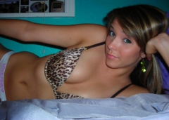pretty Girls 2 - N