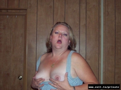 Mature Sex Maniacs in amateur porn - N