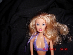 Blond doll - N