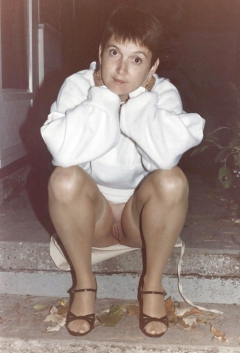 Mature Upskirt - 7 - N