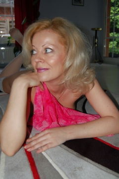 Supersexy und reife Blonde - Part 1 - N