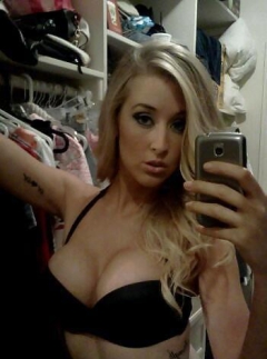 Stunning blondes - N