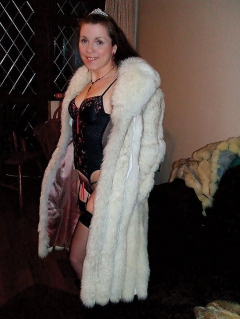 FUR FETISH - N