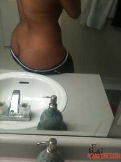 Montana deleon twitt pics post by tintop - N