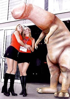 Azz up - N