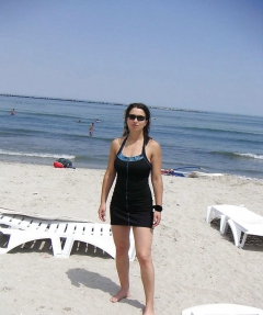 Cute Wife Holidays - N