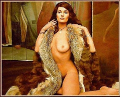 Stephanie Beacham - vintage actress - N