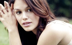 Rachel Bilson - N