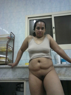 nihma usam filipino pornstar hot pose in kitchen - N