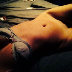 Naked iphone selfies - teen tries out her latest phone - N