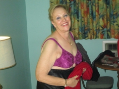 Aunt Sue - N