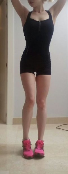 Hipster amateur blonde - kinky teen loves her selfies - N