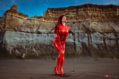 Bianca Baeuchamp Latex red 2 - N