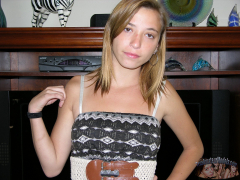 NUDE PETITE TEEN - N