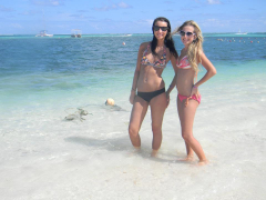 bikini girl 8 - N