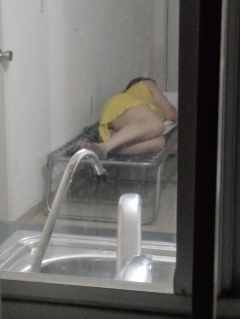 espiada por el vecino - N